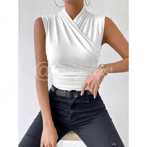 Ruched White Overlapping Sleeveless Shirt Top Stretchy - Picture 4 of 7